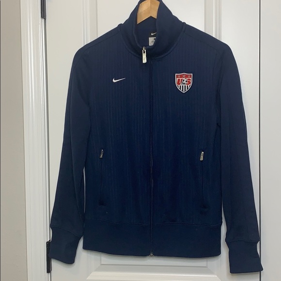 Nike USA soccer women’s jacket L - Picture 2 of 10